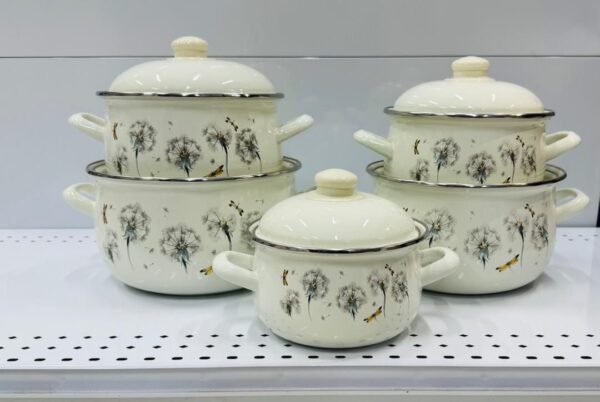 Ensemble de casseroles émaillées