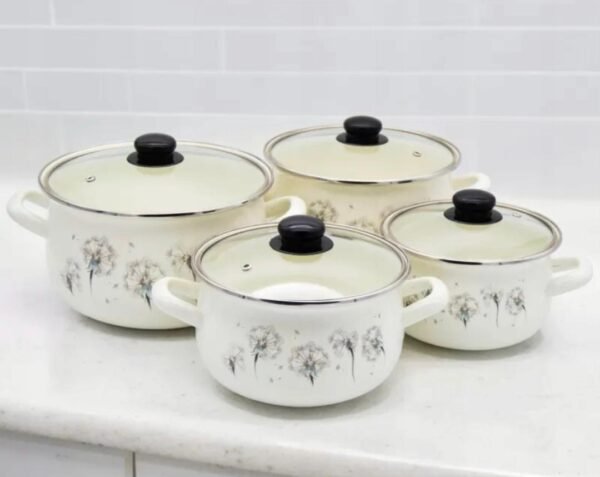 Ensemble de casseroles émaillées