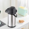 Distributeur isotherme en pompe thermos