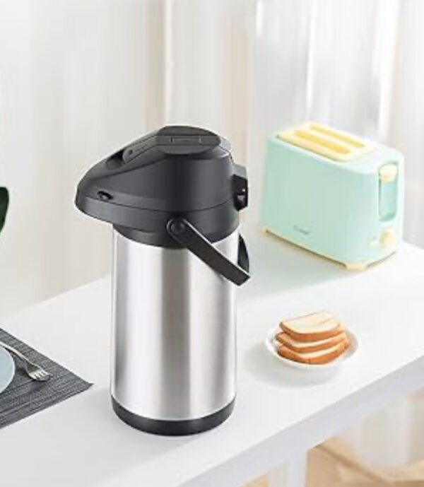 Distributeur isotherme en pompe thermos