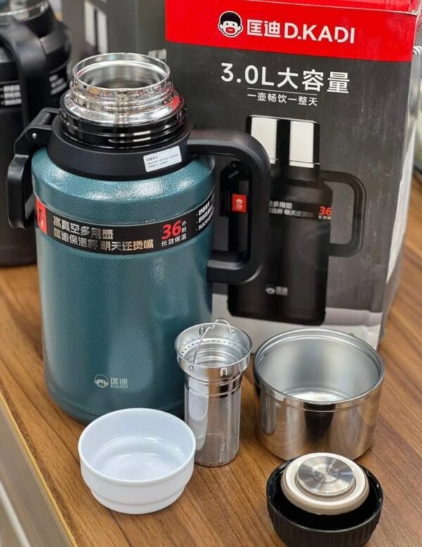 IMG-20251006-WA0010 Thermos Isotherme 2.6L