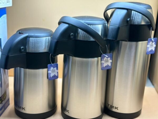 Distributeur isotherme en pompe thermos